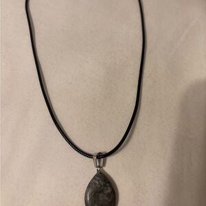 Elegant Black and Silver Pendant Necklace